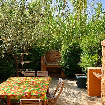 Villetta Il Corallo San Teodoro  Extérieur photo