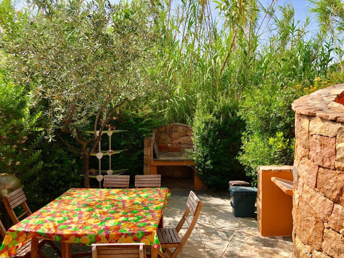 Villetta Il Corallo San Teodoro  Extérieur photo